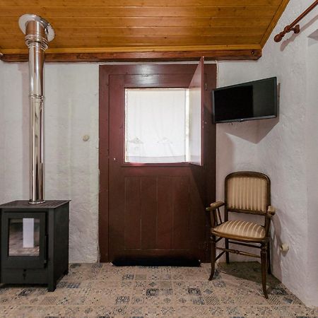 Hostal Casa Lavoura Em Requeixo Celorico De Basto Exterior foto