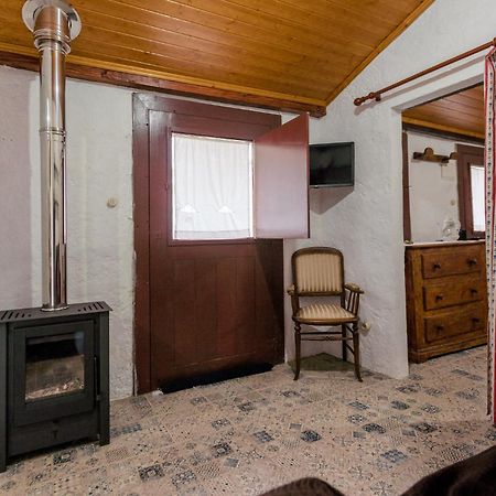 Hostal Casa Lavoura Em Requeixo Celorico De Basto Exterior foto