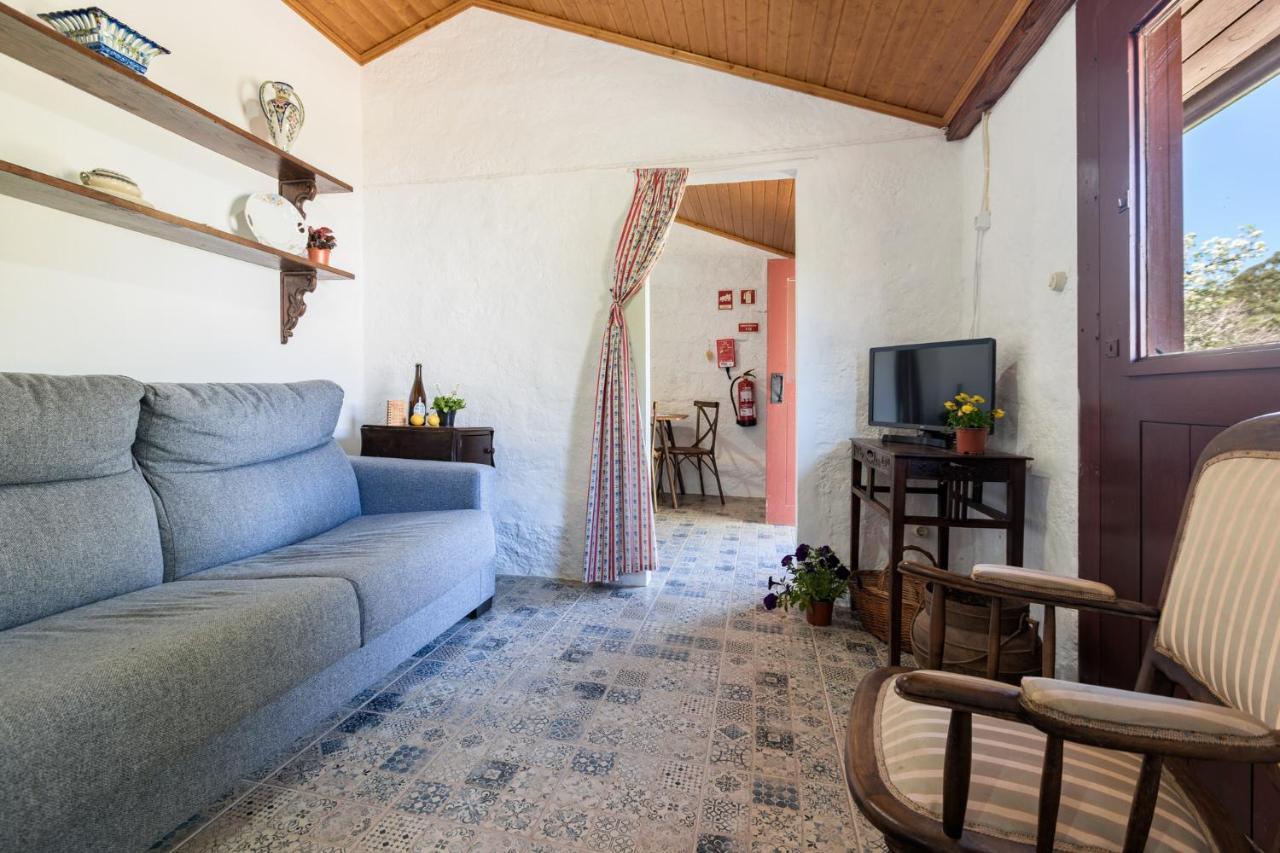 Hostal Casa Lavoura Em Requeixo Celorico De Basto Exterior foto